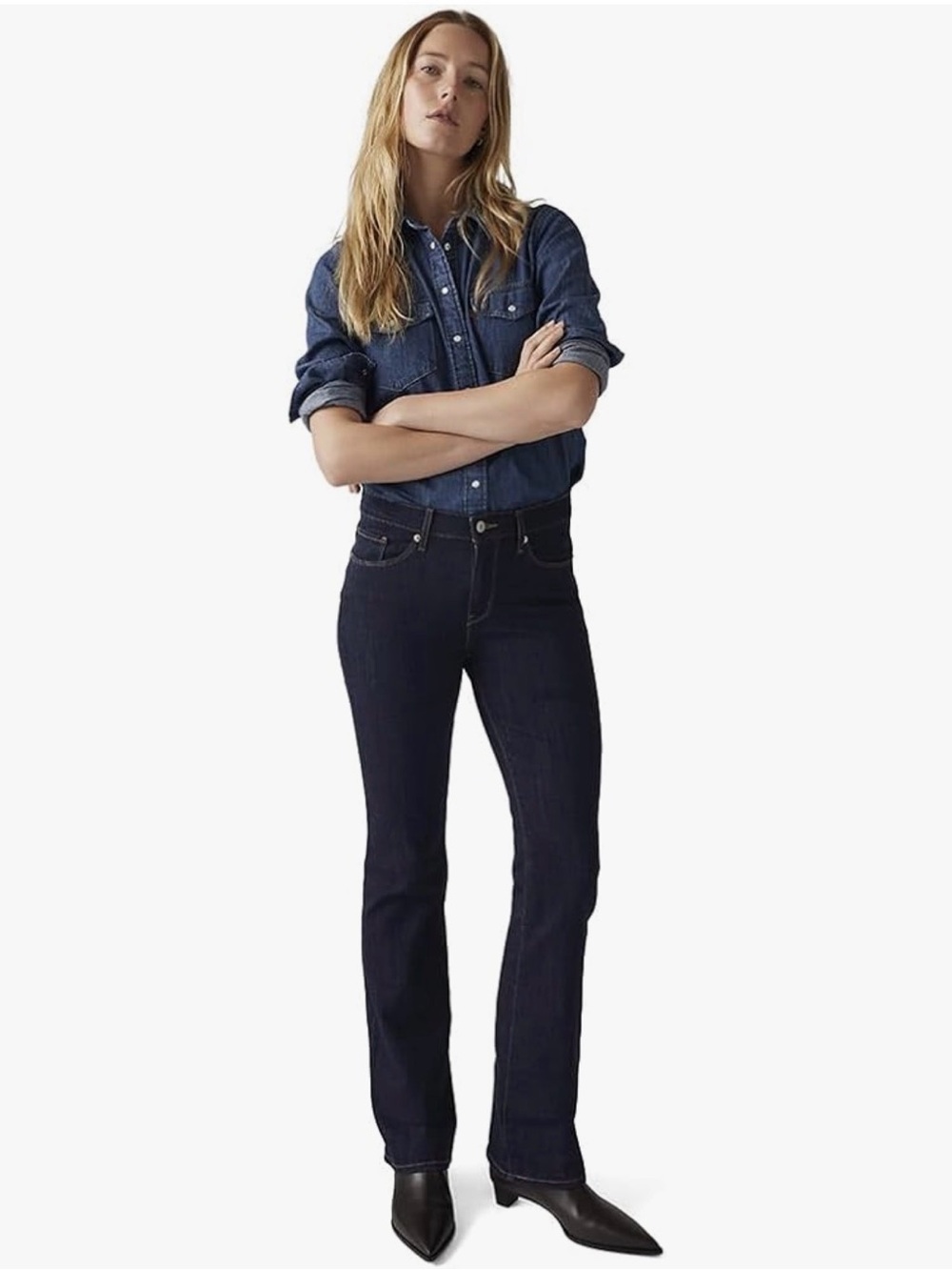 Levi's Women's Bootcut Jeans in Dark Indigo - Picture 2 of 5